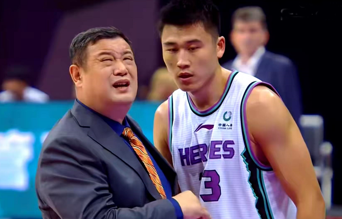 南宫体育乒乓球预选赛焦点战：燕山迅豹队淘汰对手辽东巨龙队，外线火力全开。中场绞杀压制对手的简单介绍